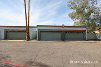 7152 N 63rd Dr in Glendale, AZ - Foto de edificio - Building Photo