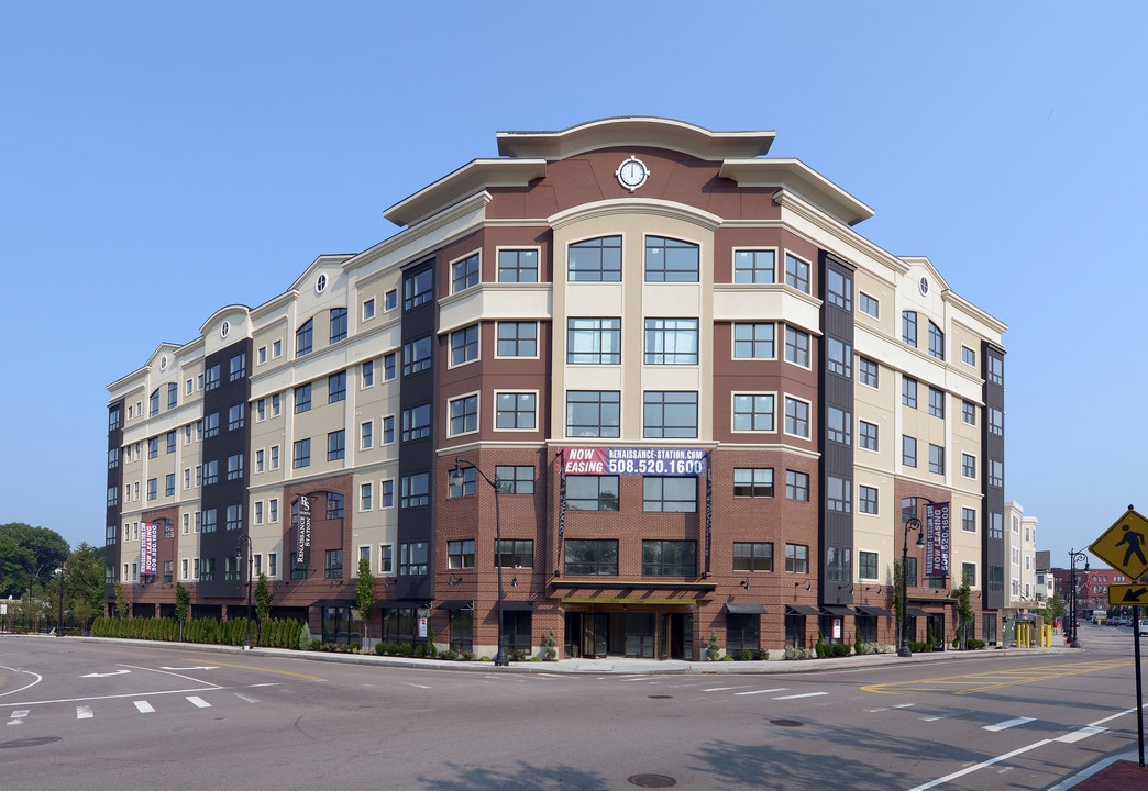 Renaissance Station Attleboro in Attleboro, MA - Foto de edificio