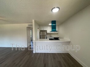 3535 W Campus Ave. in Visalia, CA - Building Photo - Building Photo