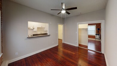 Leeward Apts - New York Style in Los Angeles, CA - Foto de edificio - Interior Photo