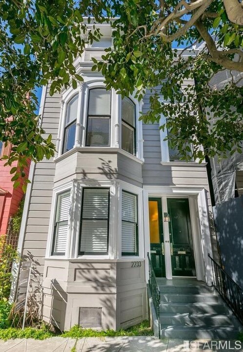 2235 Webster St in San Francisco, CA - Building Photo