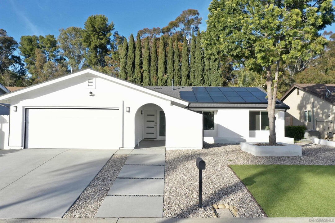 11202 Promesa Dr in San Diego, CA - Building Photo