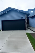 7725-7174 174 Ave NW in Edmonton, AB - Building Photo - Building Photo
