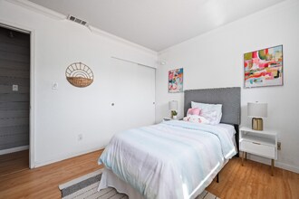 607 Sand Hook Isle in Alameda, CA - Building Photo - Building Photo
