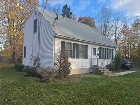 26 Albertson Rd in Hamden, CT - Building Photo