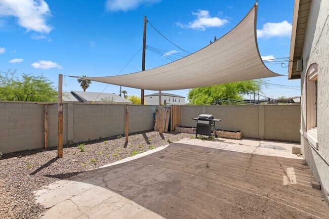 425 N 13th Pl in Phoenix, AZ - Building Photo - Building Photo