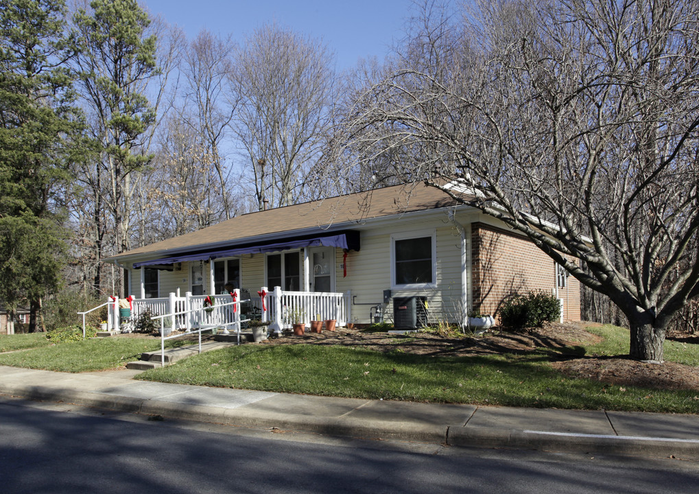 Koerner Place Apartments in Kernersville, NC - Building Photo