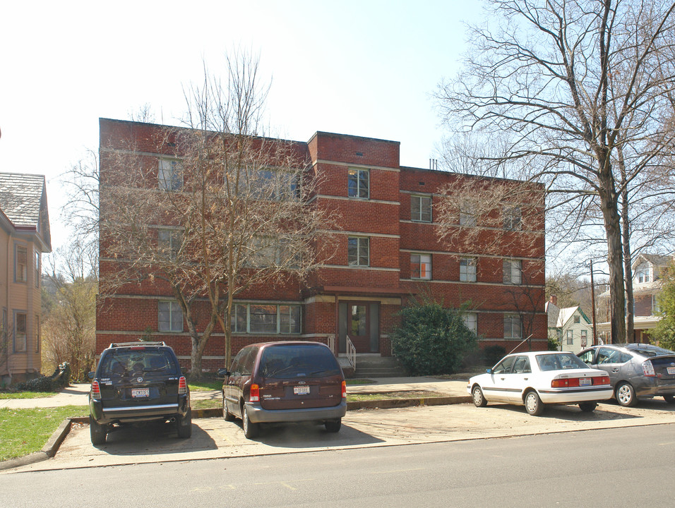 Valley Apartments in Marietta, OH - Building Photo