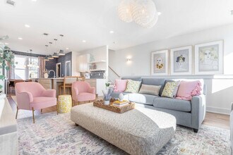 111 Lucile St in Nashville, TN - Building Photo - Building Photo