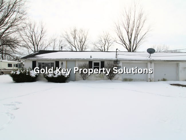 property at 9801 S Rinker St