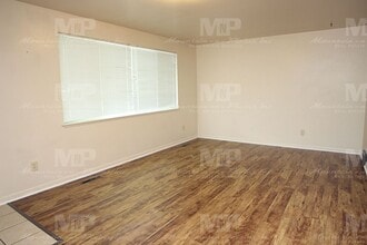 323 W Mulberry St in Fort Collins, CO - Building Photo - Building Photo