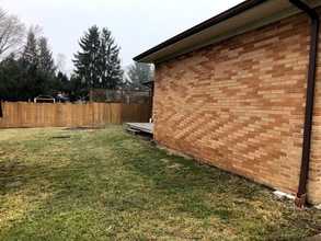 13589 Whitney Rd in Strongsville, OH - Building Photo - Building Photo