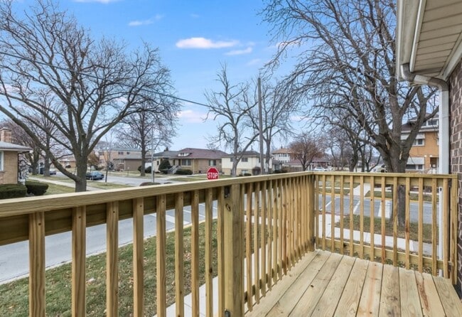 1218 N 20th Ave, Unit Unit 1 in Melrose Park, IL - Building Photo - Building Photo