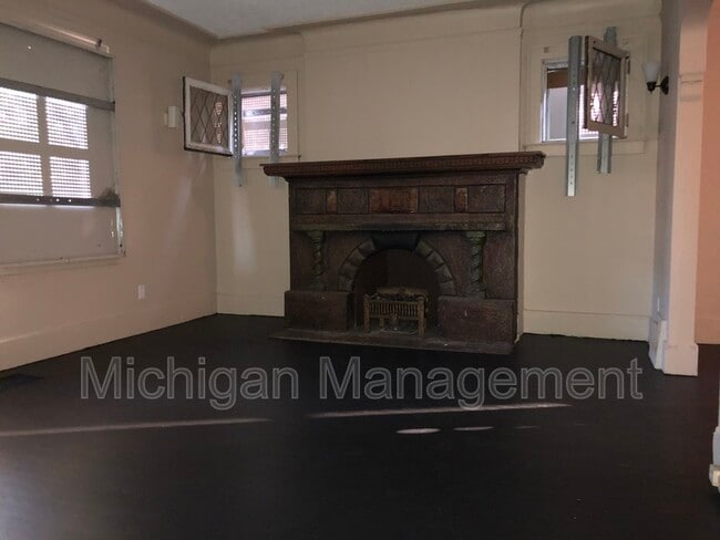 14567 Mettetal St in Detroit, MI - Building Photo - Building Photo