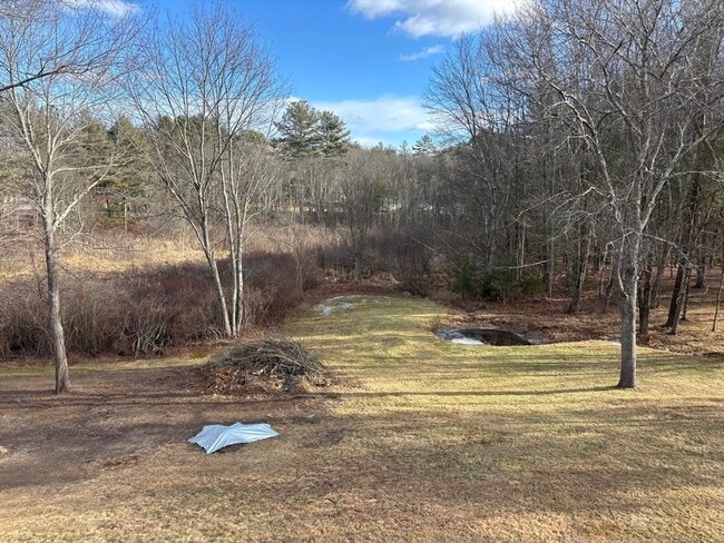 94 Monroe St in Douglas, MA - Building Photo - Building Photo