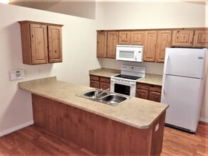 196 Sam Gates Rd in Ogden, UT - Building Photo - Building Photo