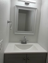 2185 86th Dr in Vero Beach, FL - Building Photo