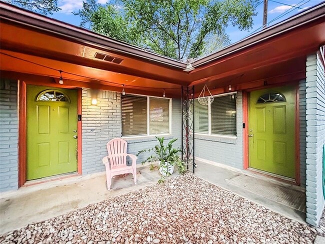 property at 2309 Alta Vista Ave