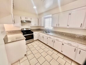 Allegheny I in Sun Valley, CA - Building Photo - Building Photo