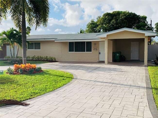 8790 NW 13th St in Pembroke Pines, FL - Building Photo - Building Photo