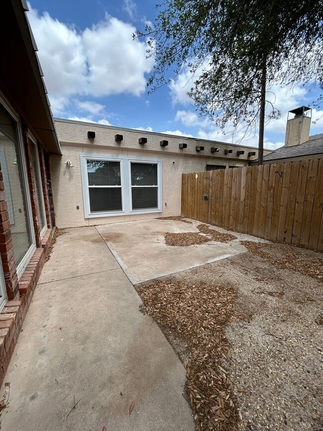 1332 French in Odessa, TX - Building Photo - Building Photo