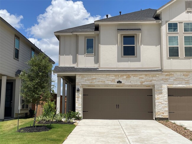 property at 5531 Holly Hvn Ct