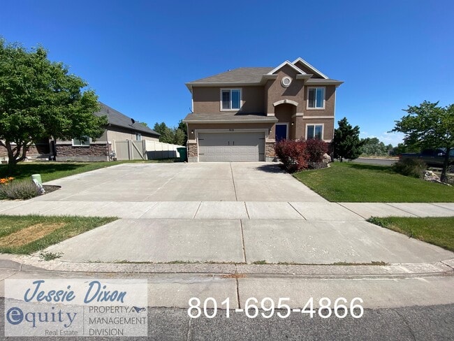 property at 910 James Cir