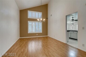 2036 Shadow Brook Way in Henderson, NV - Foto de edificio - Building Photo
