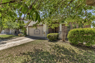 1004 Dyer Creek Pl in Round Rock, TX - Foto de edificio - Building Photo