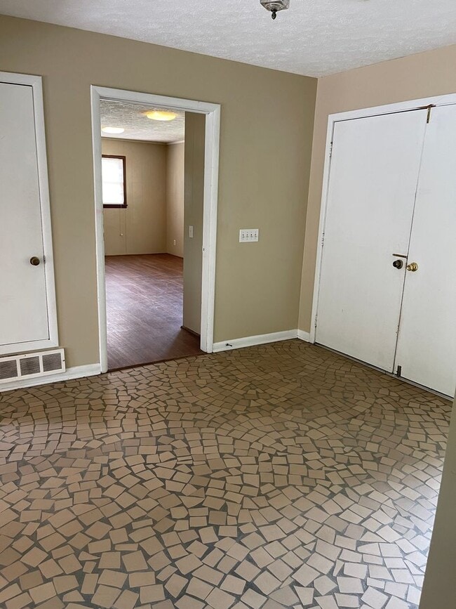 622 E Glenn Ave in Auburn, AL - Building Photo - Building Photo