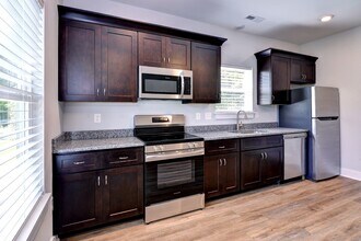 108 Magruder Ave in Williamsburg, VA - Building Photo - Building Photo