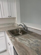 18840 NW 57th Ave in Hialeah, FL - Building Photo - Building Photo