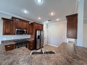 106 Belvedere Ln in Enterprise, AL - Building Photo - Building Photo