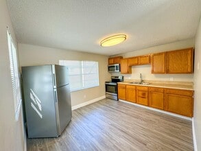 3445 Hi St in Lake Worth Beach, FL - Building Photo - Building Photo