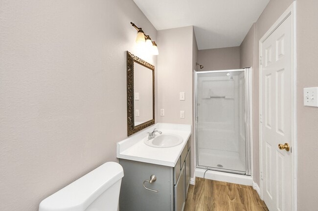 property at 3919 Vauxhall Dr S