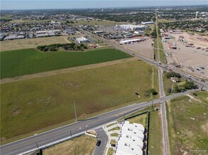 2818 W Wisconsin Rd in Edinburg, TX - Building Photo - Building Photo