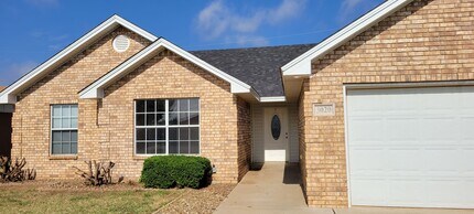 3020 Cheyenne Dr in Clovis, NM - Building Photo - Building Photo