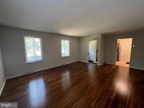 129 Rue Charmille Rd in Fort Washington, PA - Building Photo - Building Photo