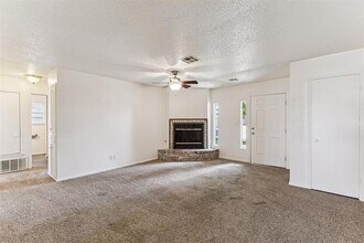 1405 SW 77th Terrace in Oklahoma City, OK - Building Photo - Building Photo