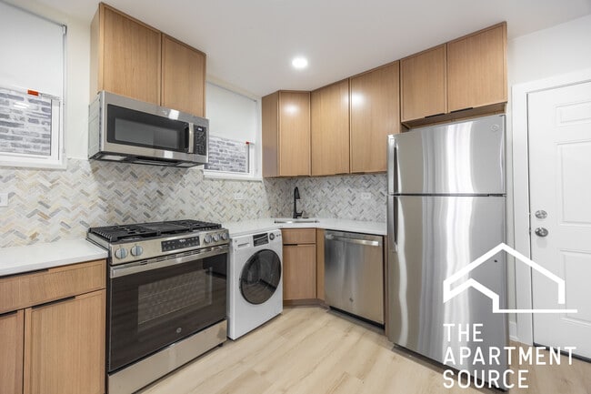1313 W Ohio St, Unit 2