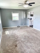 622 38th St NE in Cedar Rapids, IA - Building Photo - Building Photo
