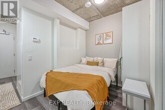 211-211 Besserer St in Ottawa, ON - Building Photo - Building Photo