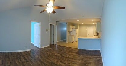 212 Faison Ln in Hubert, NC - Building Photo - Building Photo