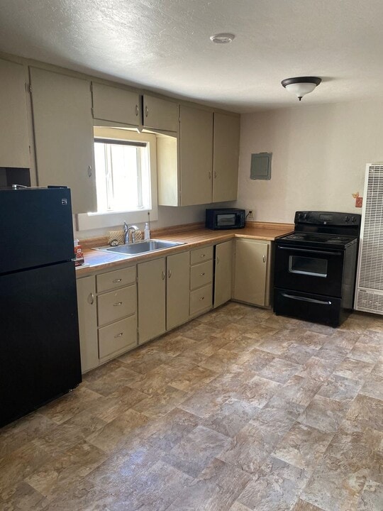 516-5165 W 4th St in Cortez, CO - Foto de edificio