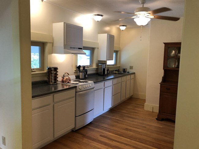 613 Summer St in St Johnsbury, VT - Building Photo - Building Photo