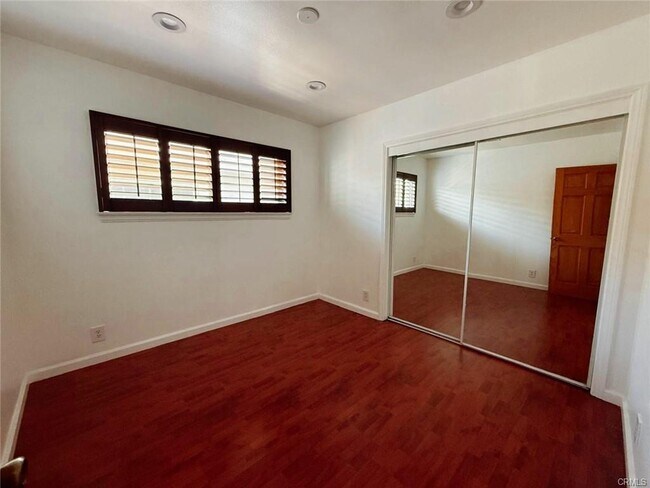 property at 7029 Bellaire Ave