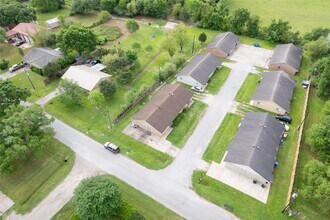 3011 Orange St in Waller, TX - Building Photo - Building Photo