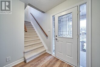 632 Balsam Crescent in Oshawa, ON - Building Photo - Building Photo