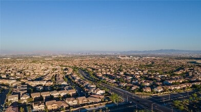 400 Red Feather Peak Ct in Las Vegas, NV - Building Photo - Building Photo
