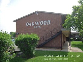 431 Dixie Hwy in Chicago Heights, IL - Building Photo